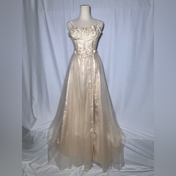 lavetir Dresses & Skirts - Lavetir Champagne 3D Floral Corset Top Dress | S NWT
